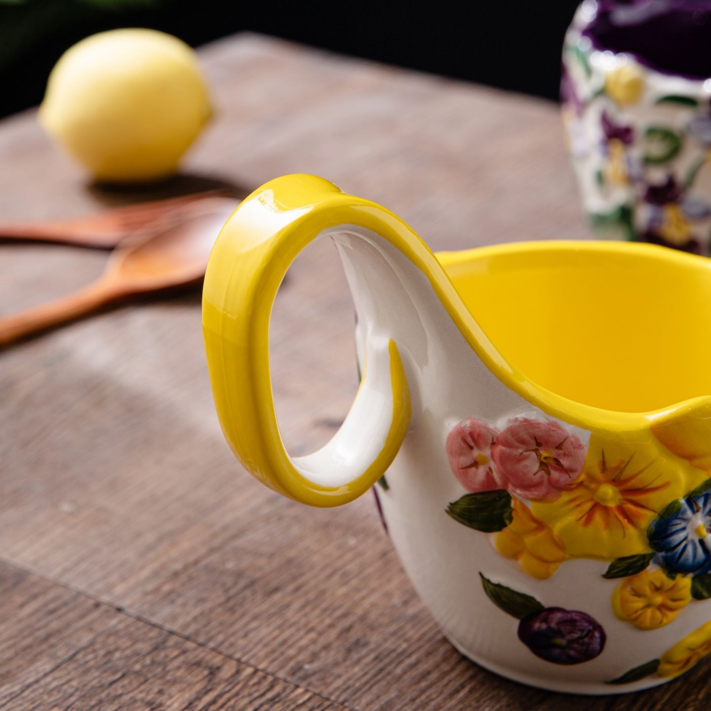 Curved Handle Breakfast Bowl