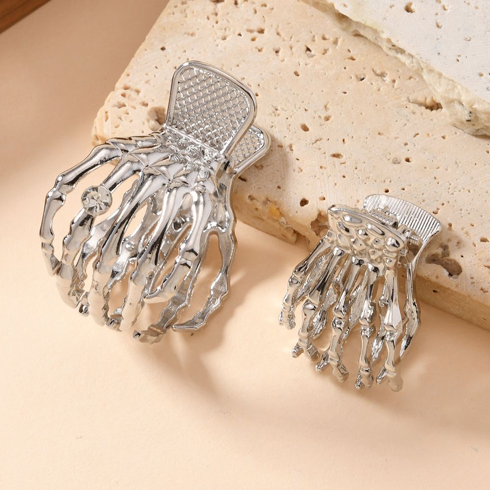 Skeleton Hand Claw Set