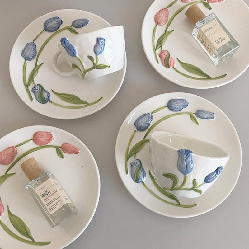 Embossed Tulip Ceramic Mug - Modomu