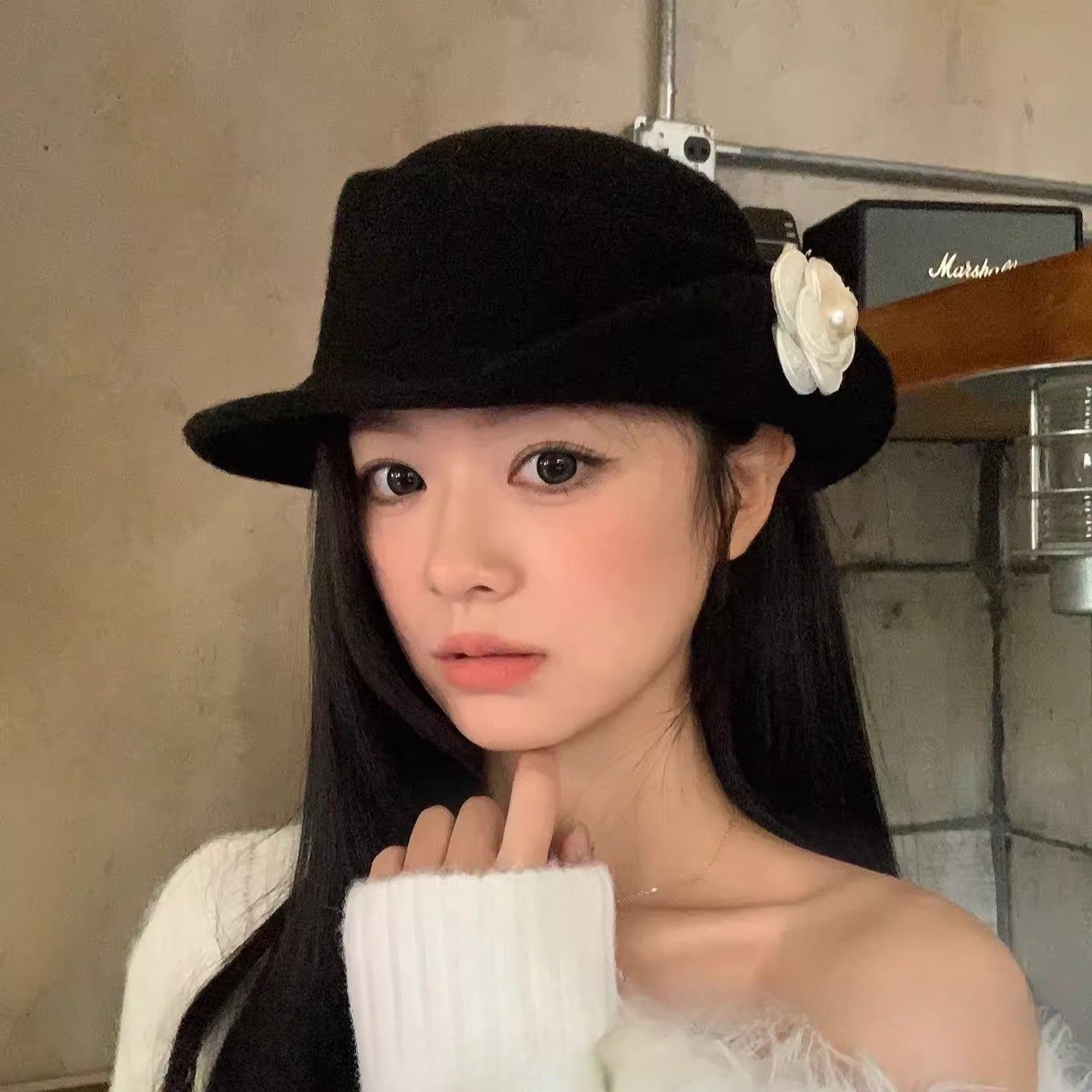 Pearl Flower Wide Brim Hat - Modomu