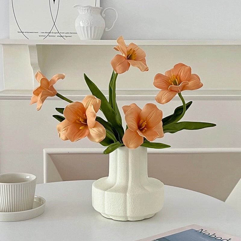 Oil Painting Style Tulip Stems - Modomu