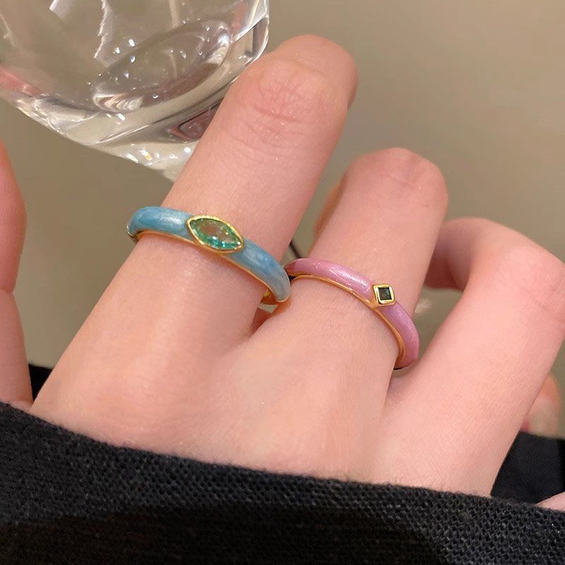 Delicate Diamond Detail Ring - Modomu