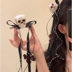 Skull Ribbon Streamer Clip