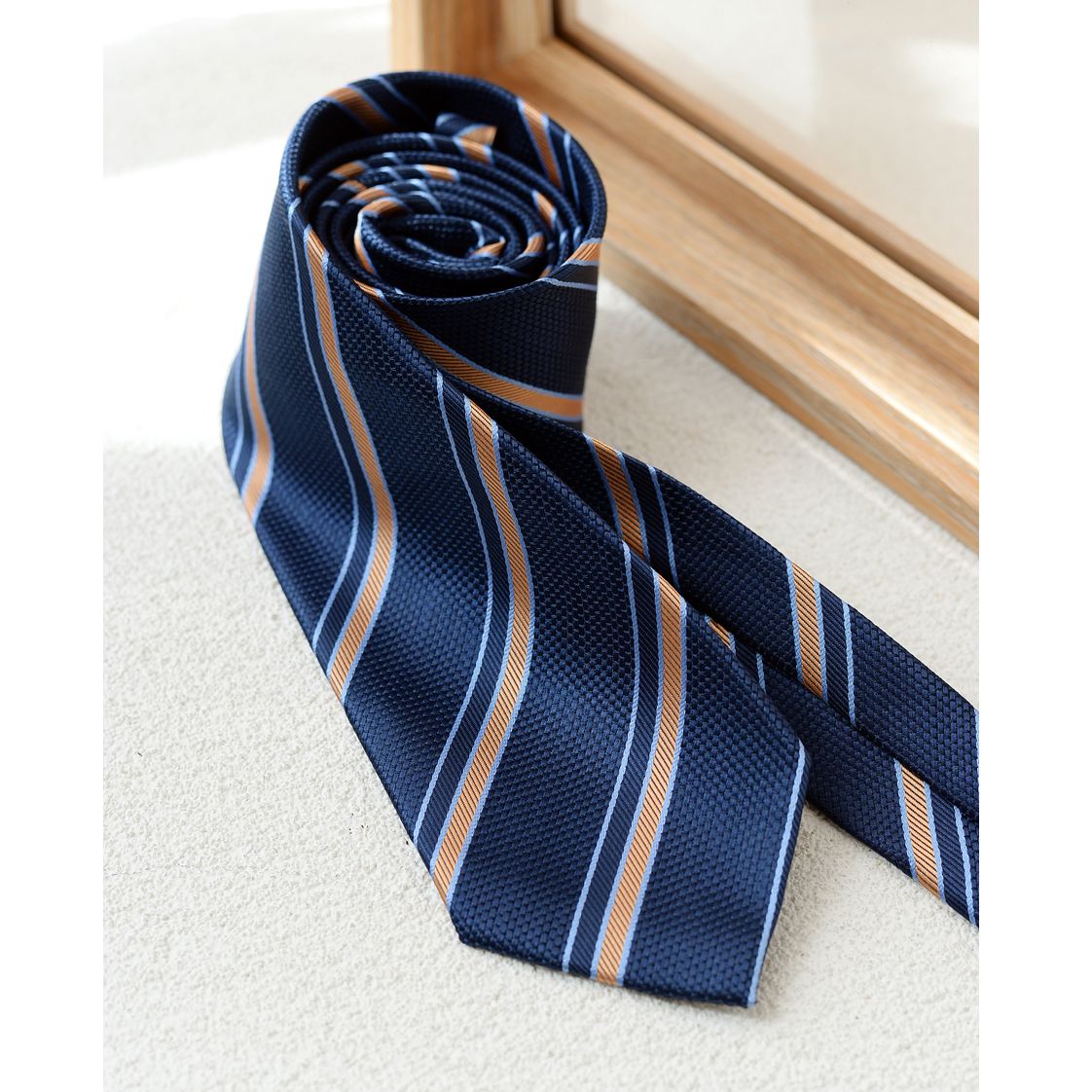Retro Pattern Tie for Suits - Modomu