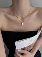 Asymmetrical Pearl Pendant Necklace - Modomu