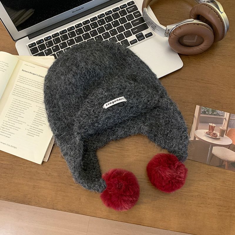Pom-Pom Knit Trapper Hat