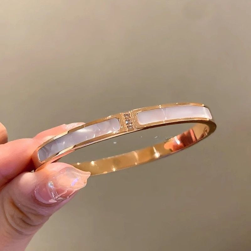 Zircon Charm Titanium Bracelet - Modomu