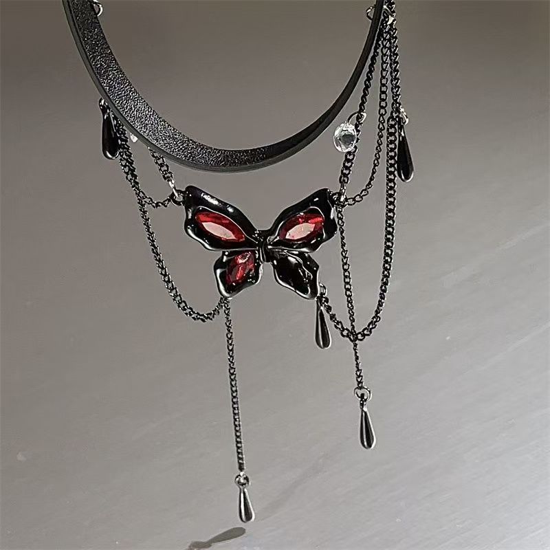 Butterfly Chain Drop Collar