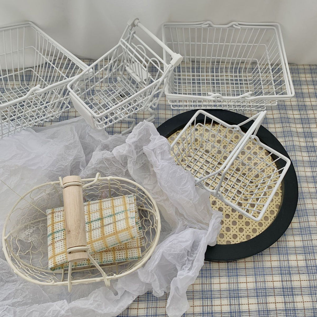 Wire Storage Basket with Handle