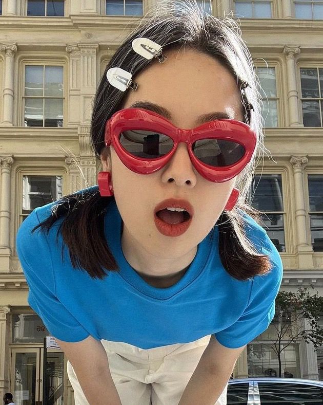 Novelty Statement Balloon Sunglasses - Modomu