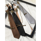 Retro Badge Tie Shirt Accessory - Modomu