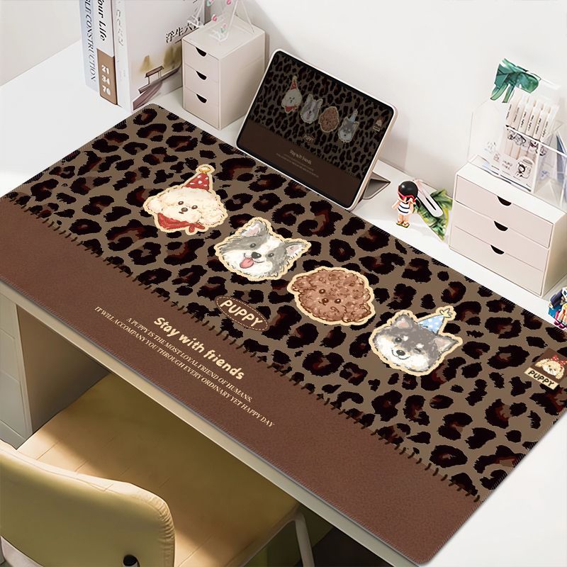 Retro Checkered Kitten Mouse Pad