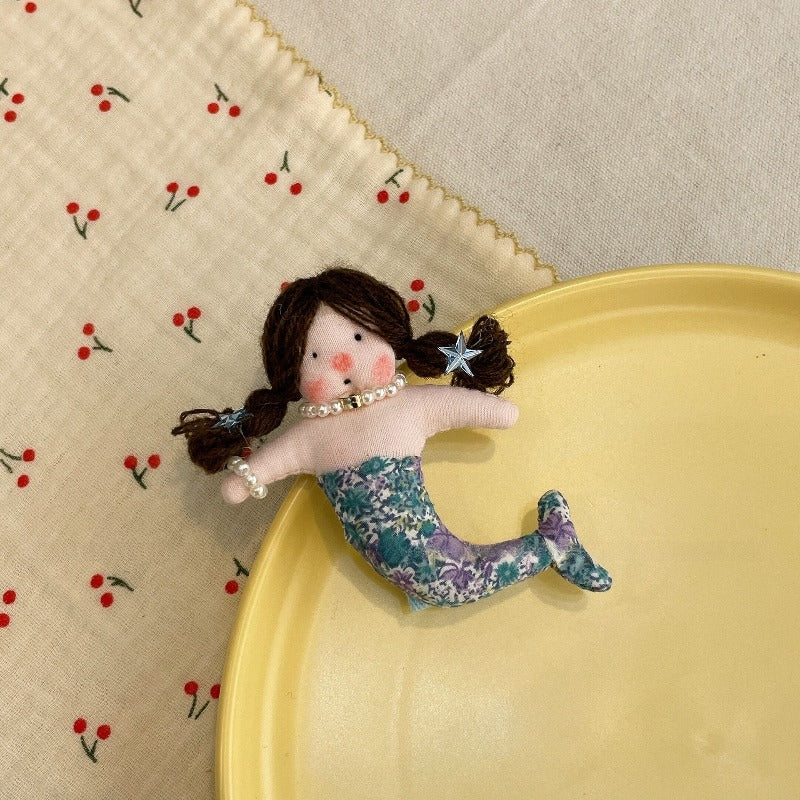Cute Mermaid Doll Keychain - Modomu