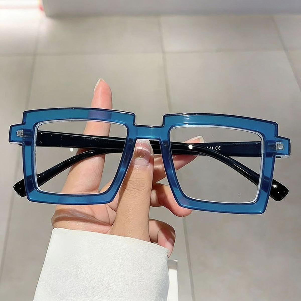 Chunky Stepped Square Frames