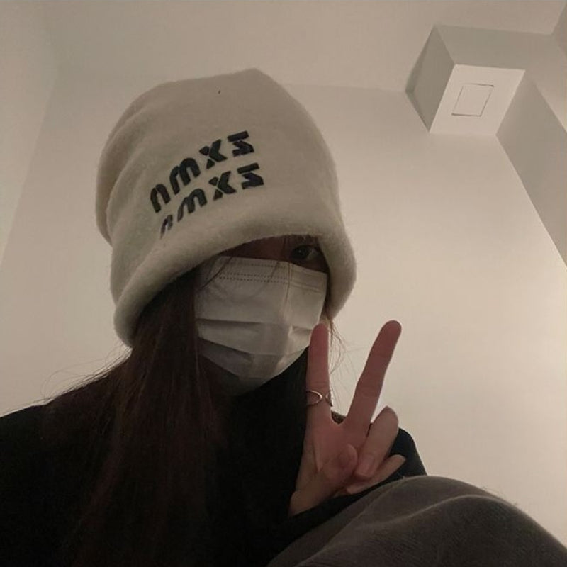 Cozy Lettered Winter Beanie - Modomu
