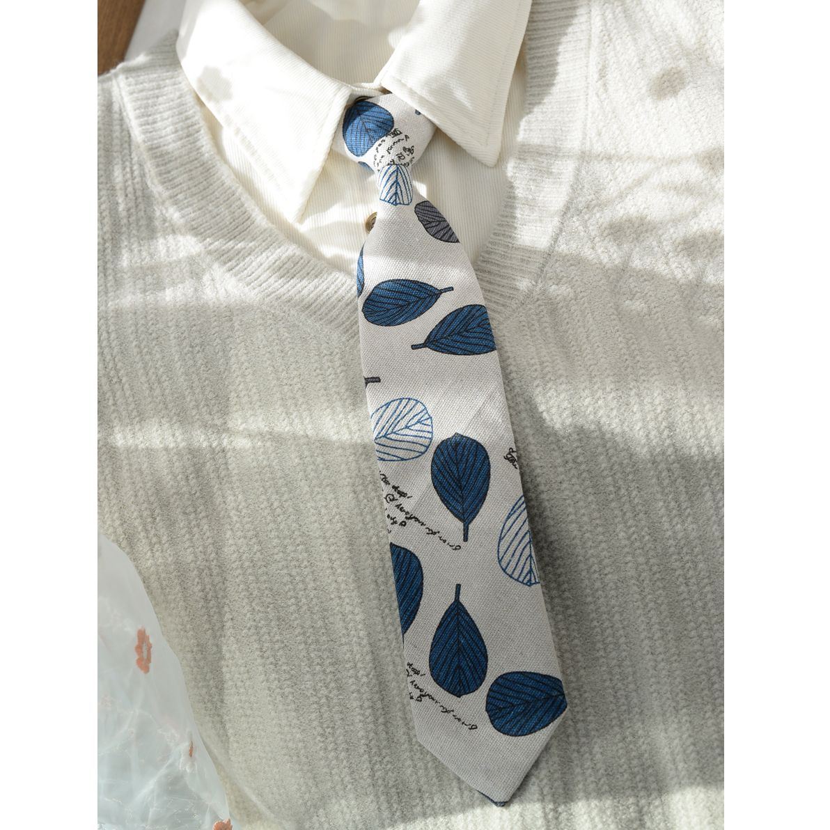 Cartoon Youth Academy Tie - Modomu