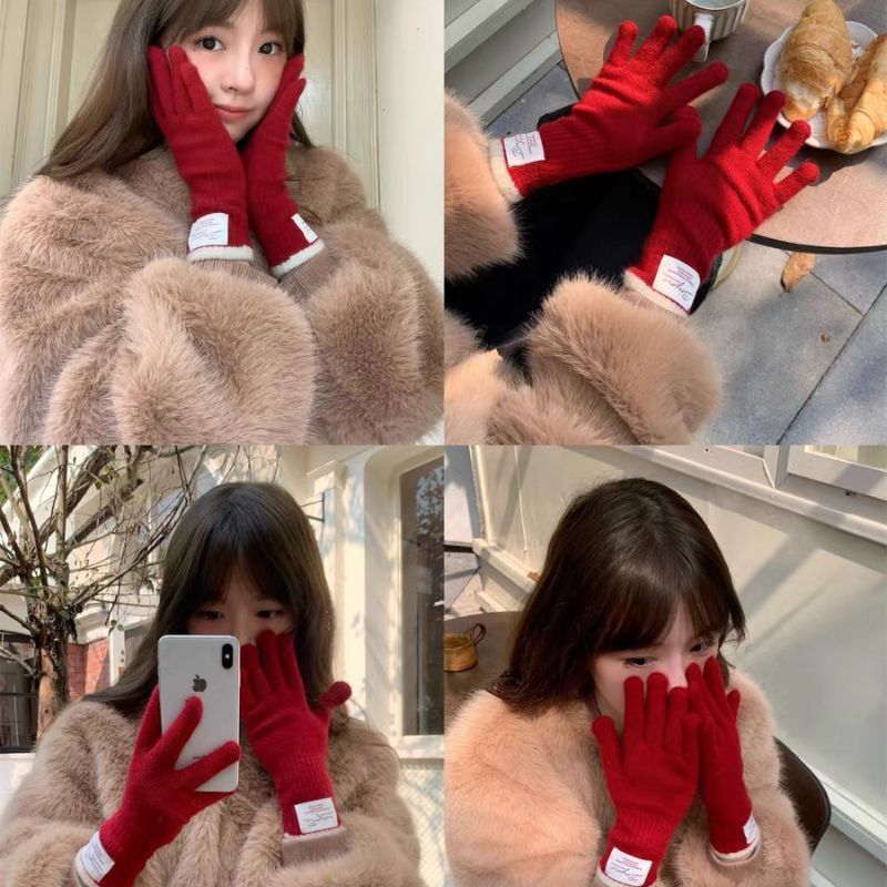 Women’s Knit Touchscreen Winter Gloves