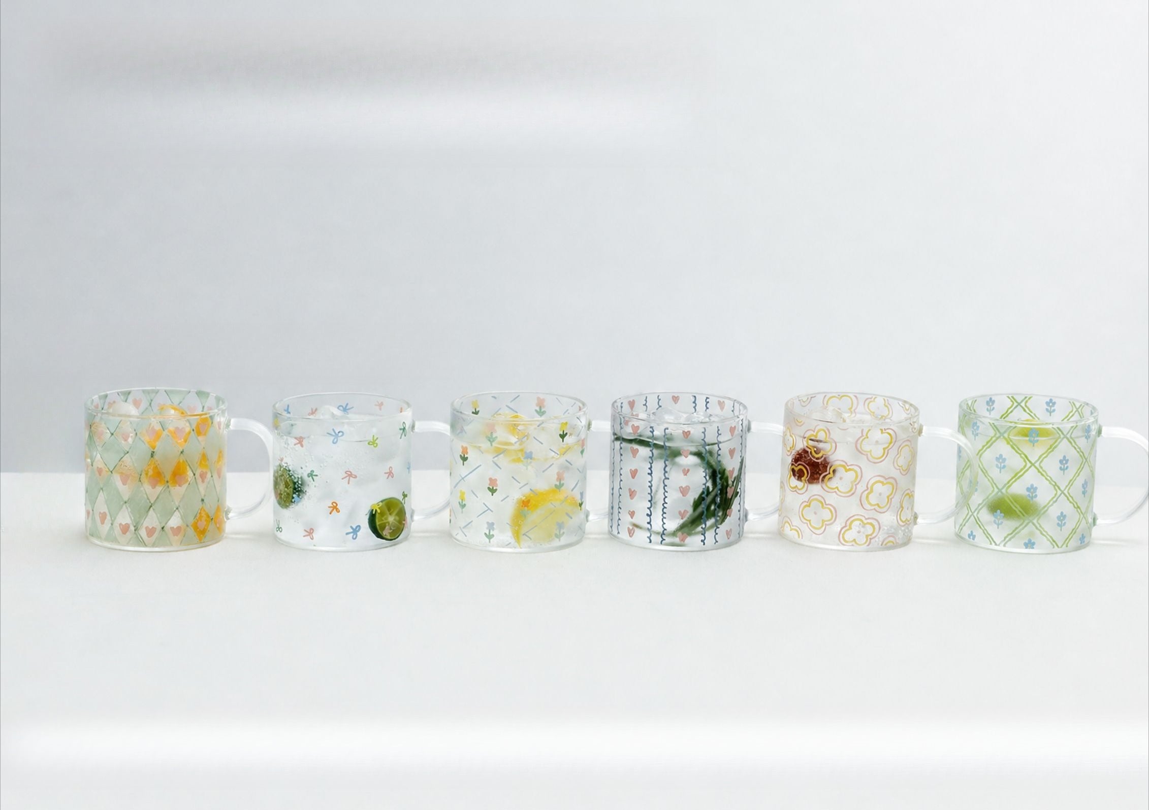 Patterned Clear Handled Mug