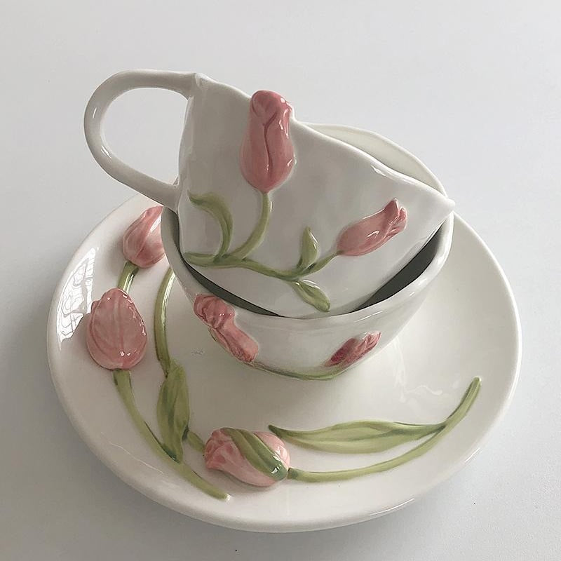 Embossed Tulip Ceramic Mug - Modomu