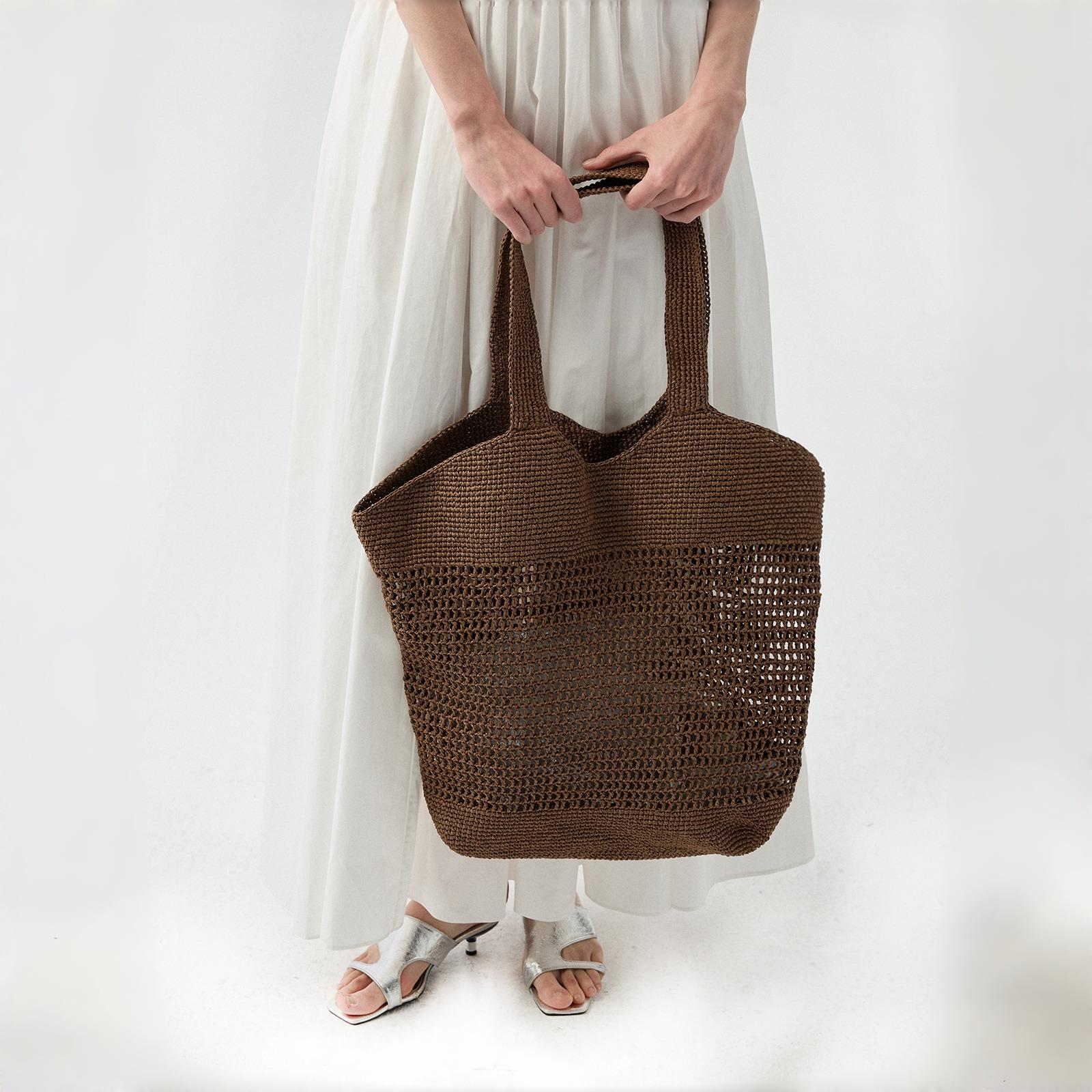 Holiday Woven Straw Bag