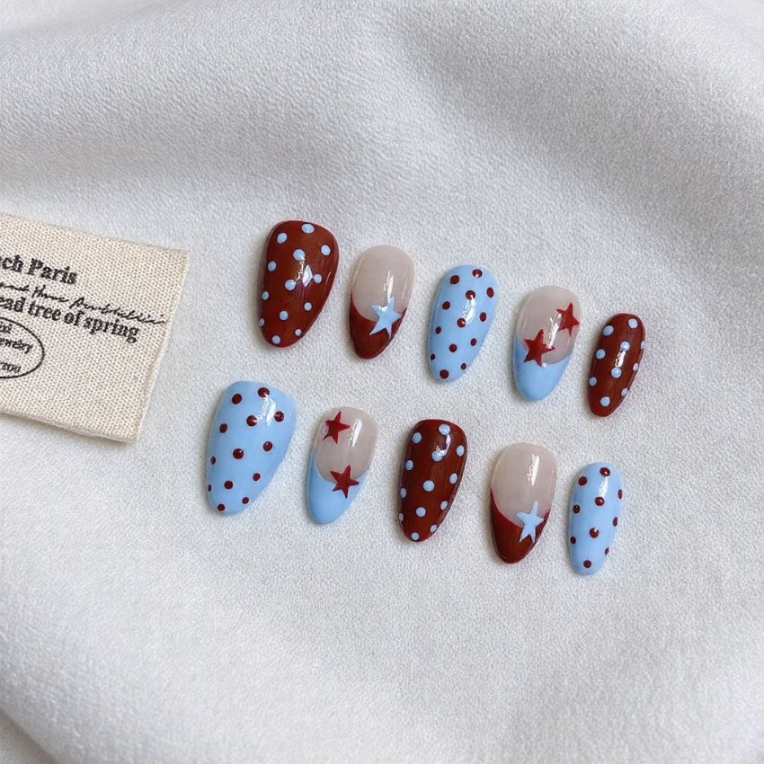 Crimson Star Polka Press-on Nails