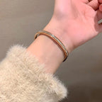 Zircon Charm Titanium Bracelet - Modomu
