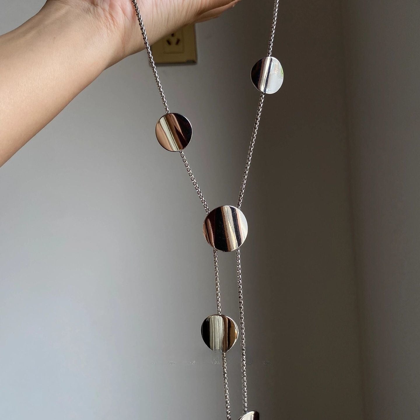 Minimal Y Pendant Disc Necklace - Modomu
