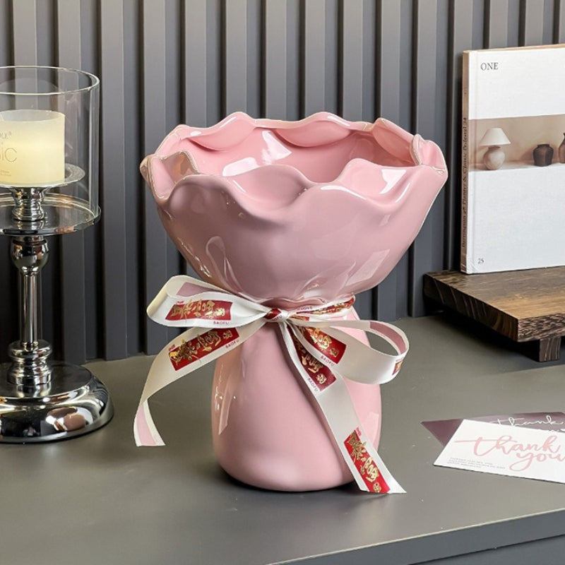 Modern Sculptural Ceramic Vase - Modomu