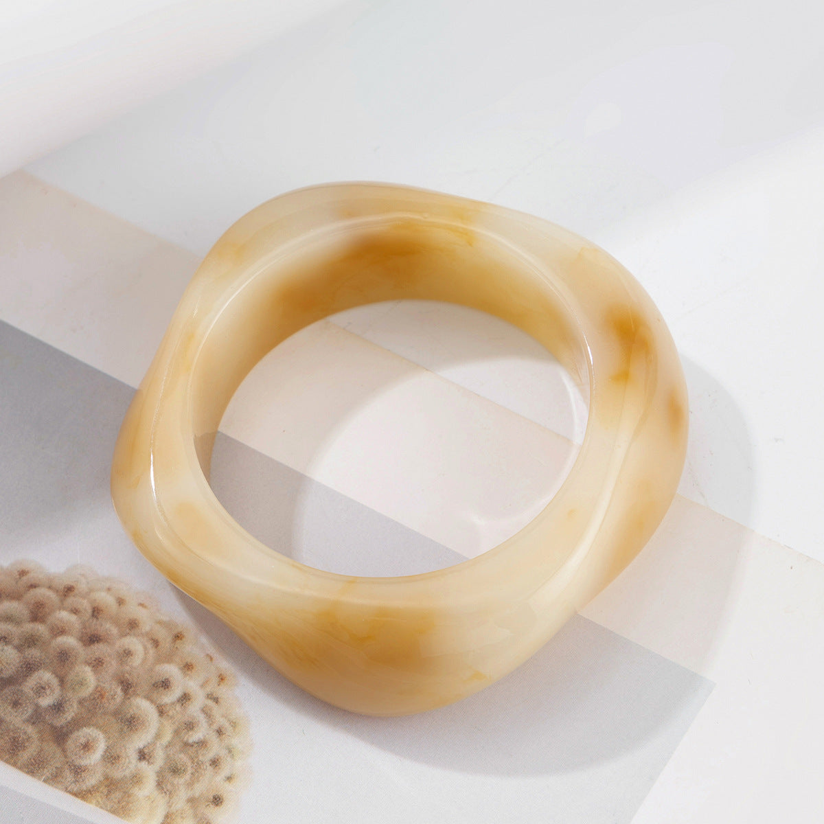 Sculpted Bangle Minimalist Design - Modomu