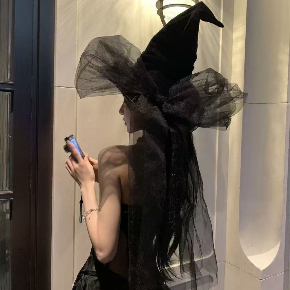 Trailing Veil Witch Hat