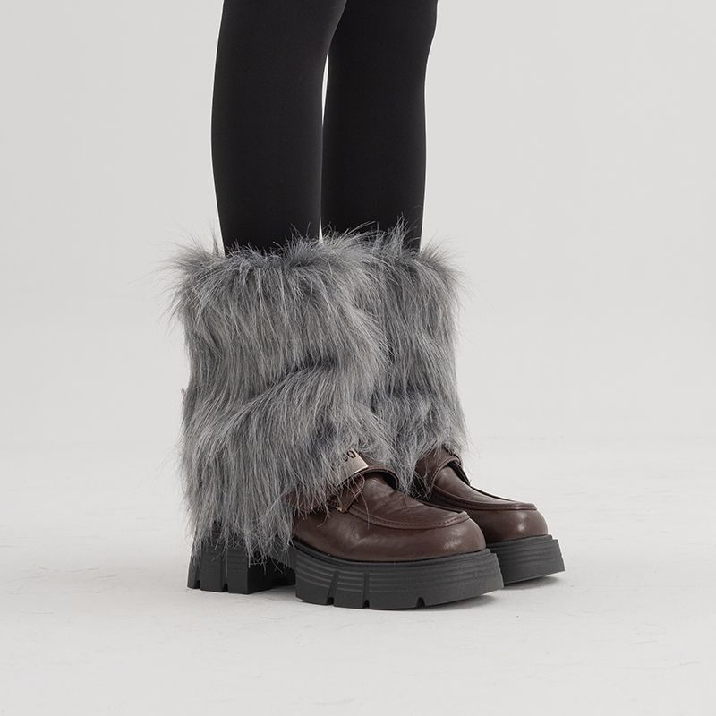 Fluffy Stacking Leg Warmers - Modomu