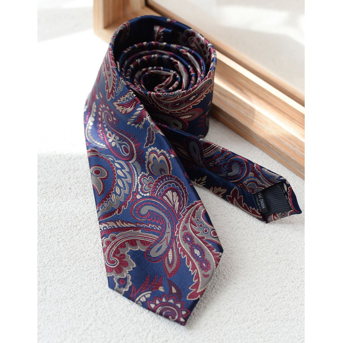 Retro Pattern Tie for Suits - Modomu