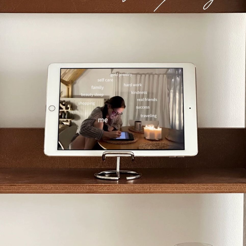 Adjustable Desktop Phone Stand