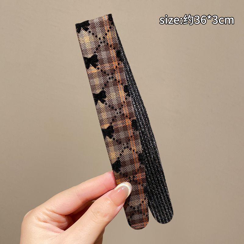 Plaid Flyaway Hair Band
