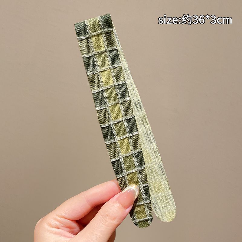 Plaid Flyaway Hair Band