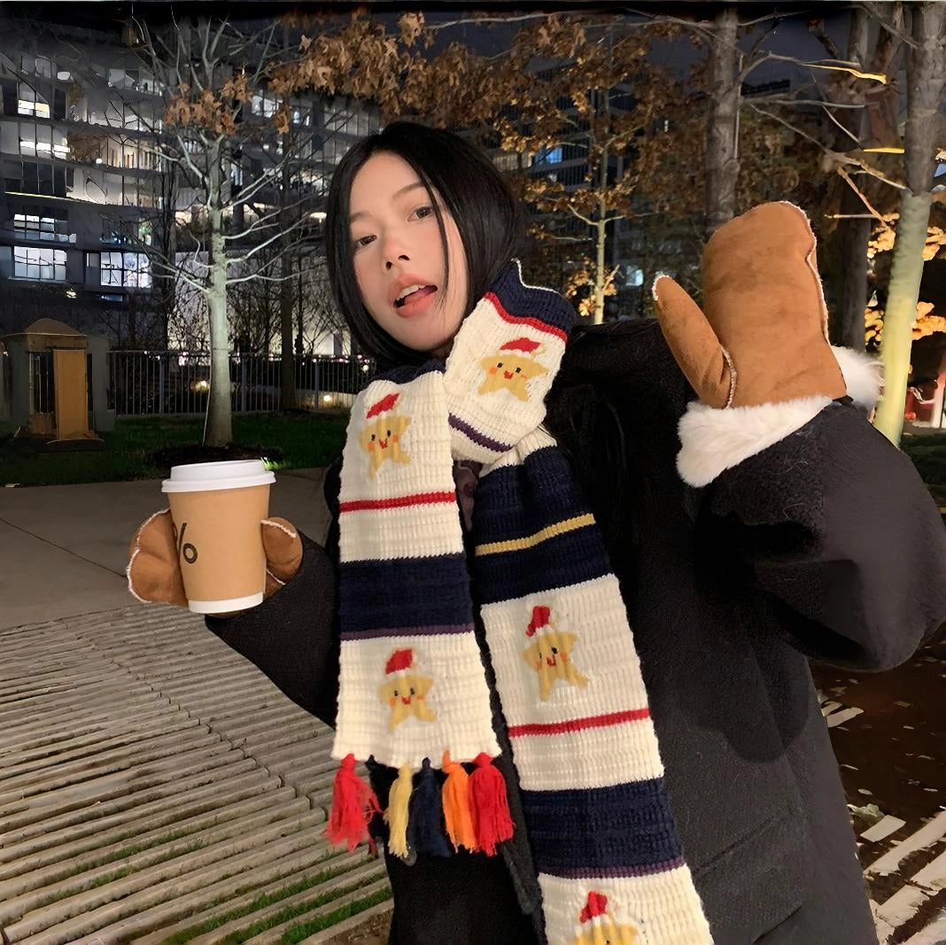 Smiley Embroidered Knitted Scarf - Modomu