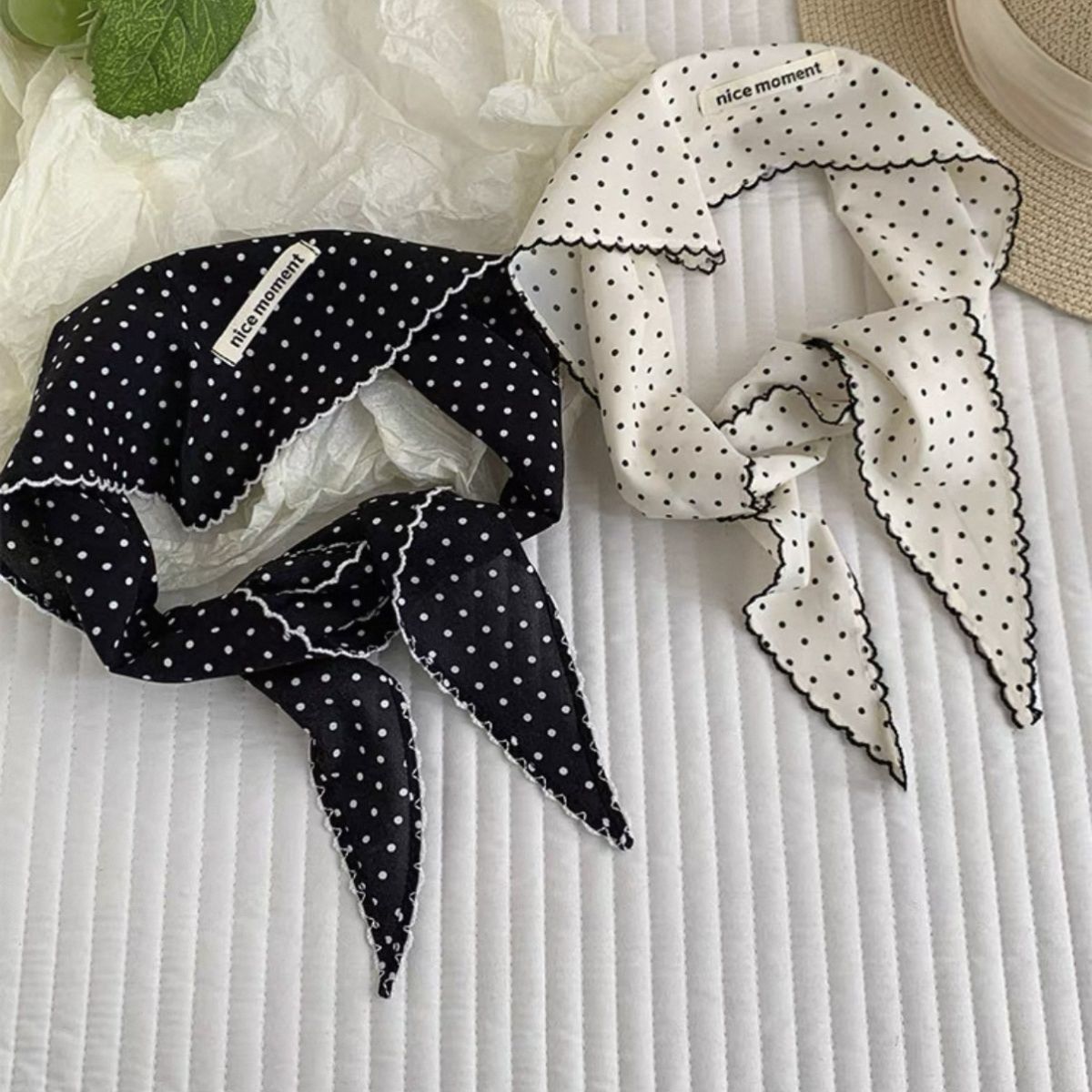 Minimalist Triangle Scarf Accessory - Modomu