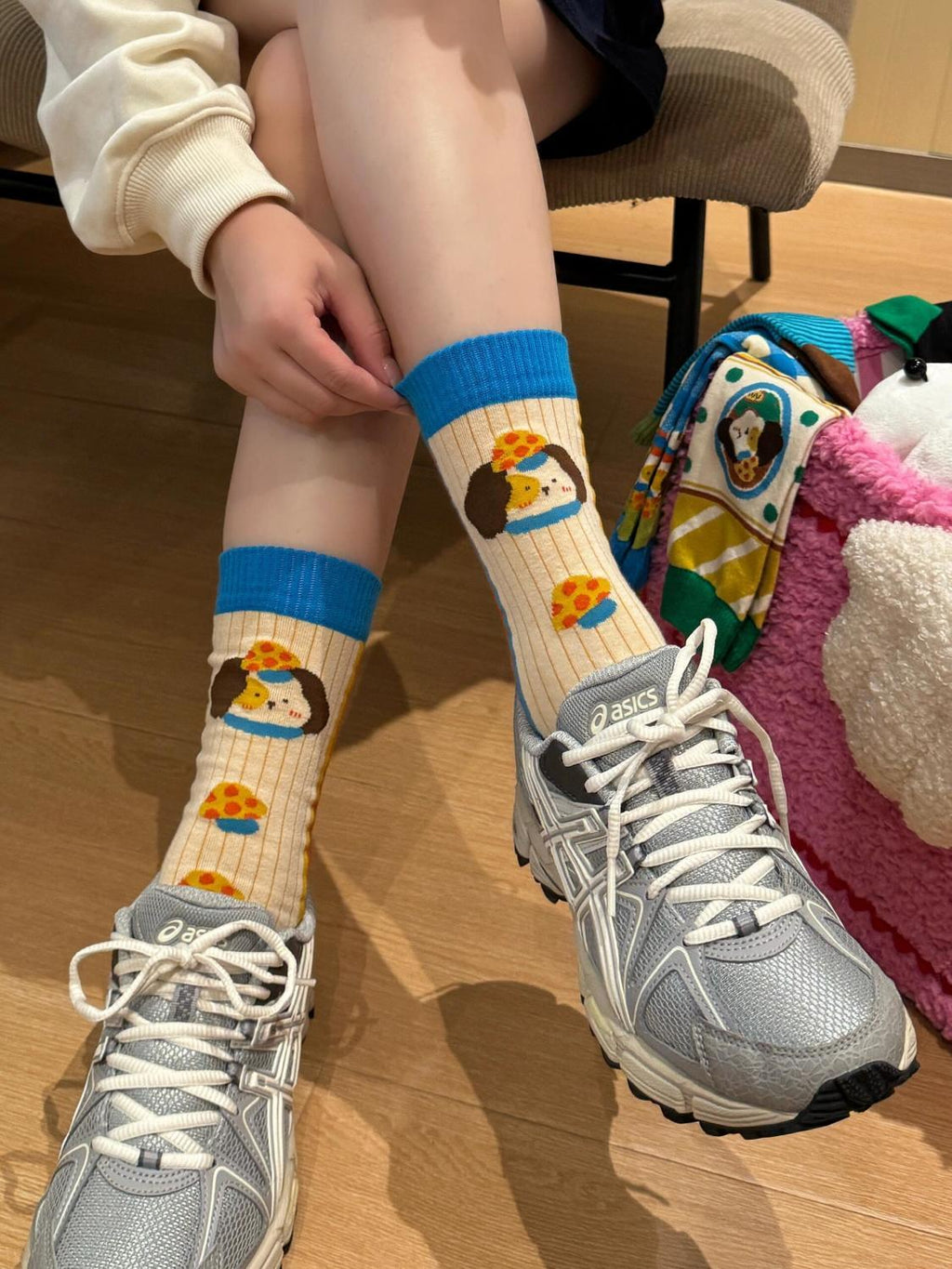 Cute Puppy Graphic Tube Socks - Modomu