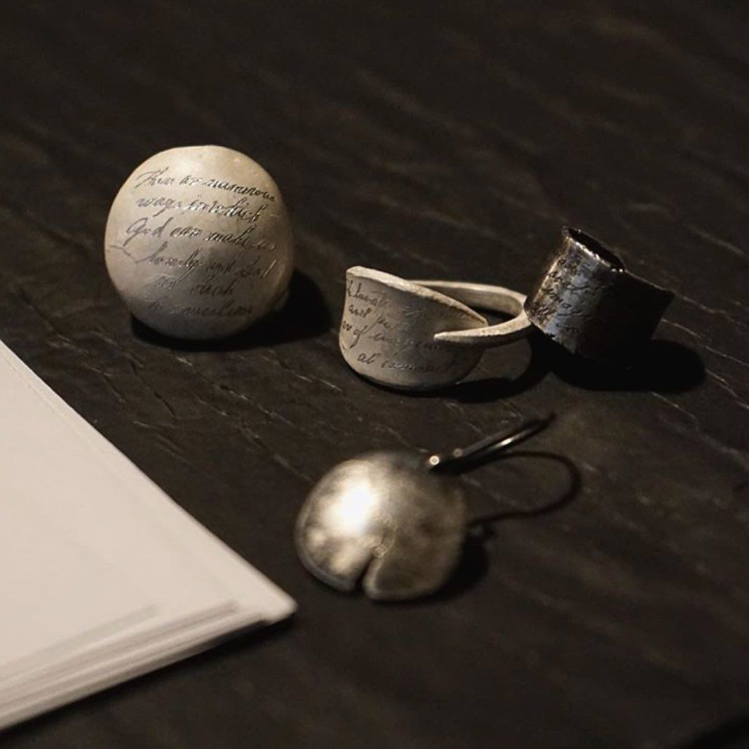 Engraved Poem Statement Ring - Modomu