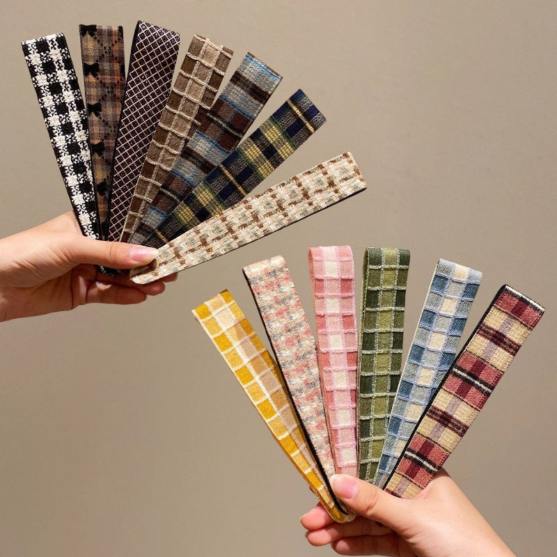 Plaid Flyaway Hair Band