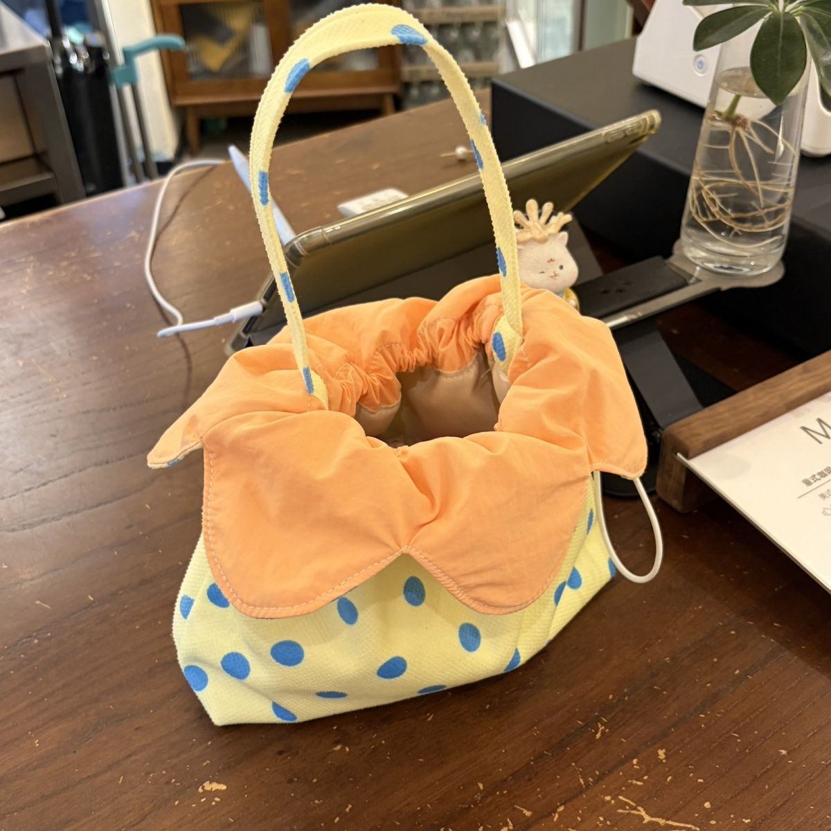 Dotted Petal Hand Bag