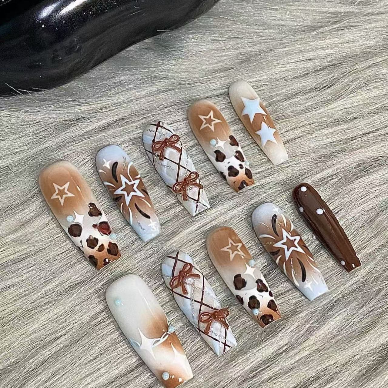 Semi handmade French manicure set - Modomu