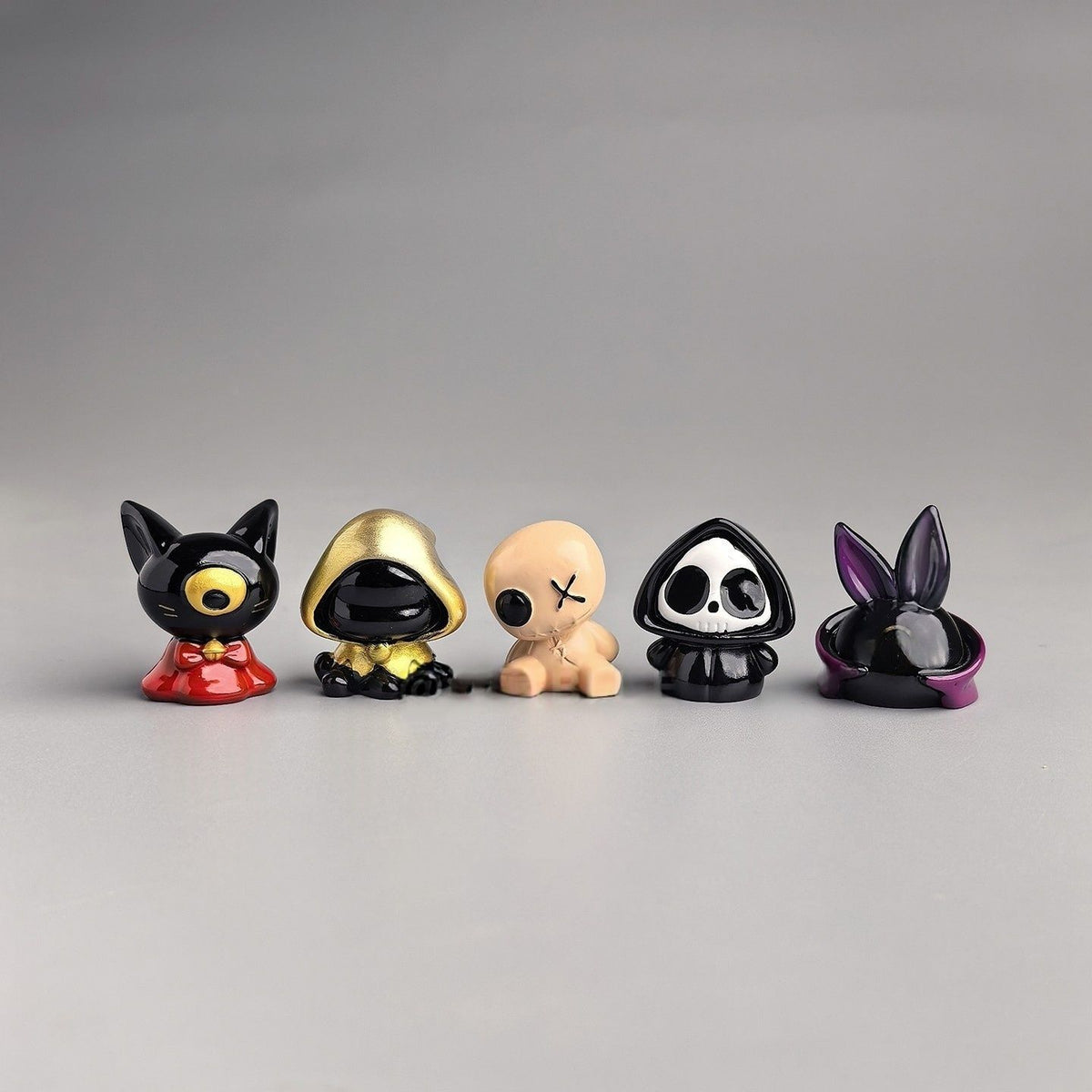 Hooded Cat Desk Figures