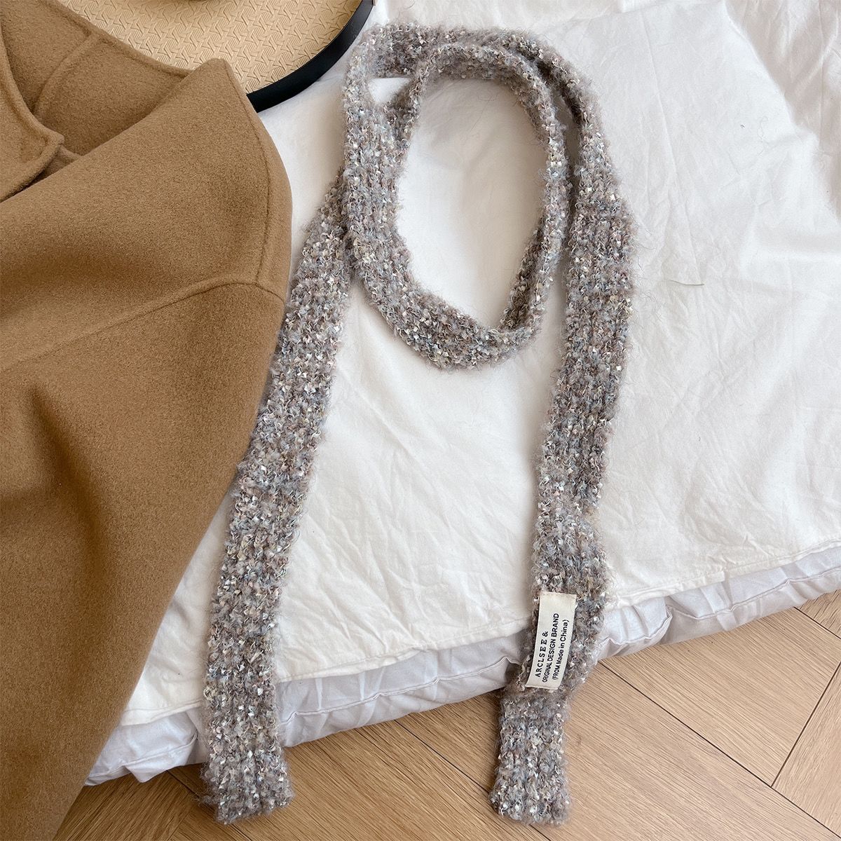 Plush Long Neck Scarf - Modomu