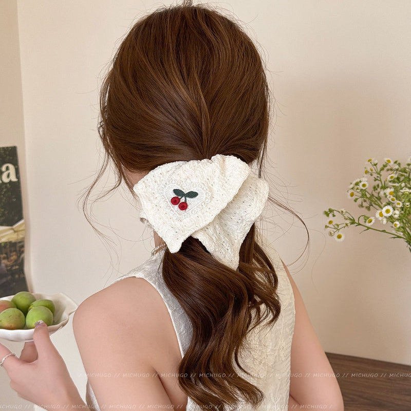 Lace Scrunchie Collection
