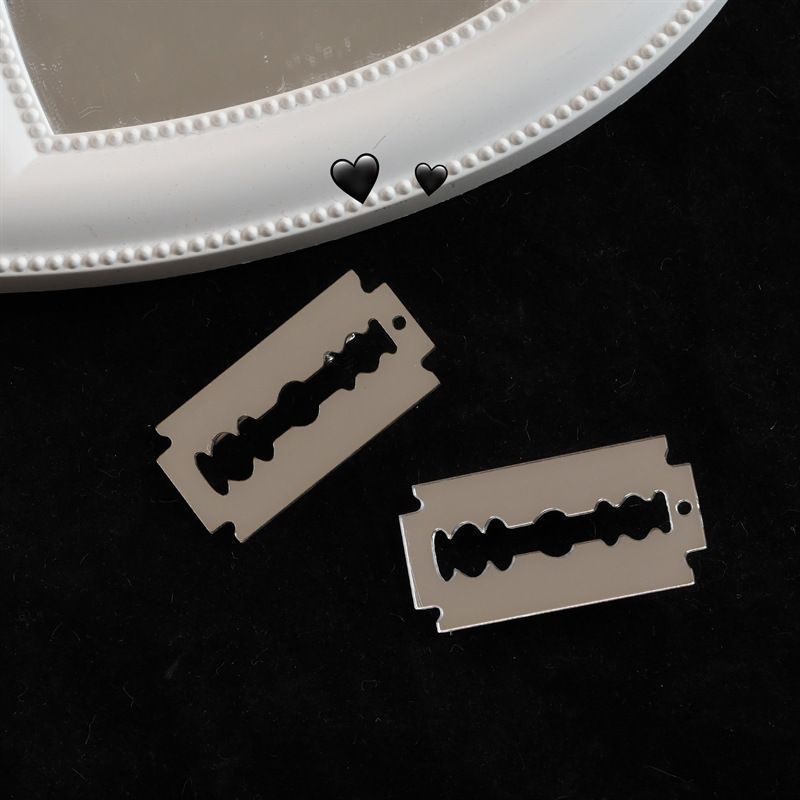 Acrylic Razor Blade Hair Clip