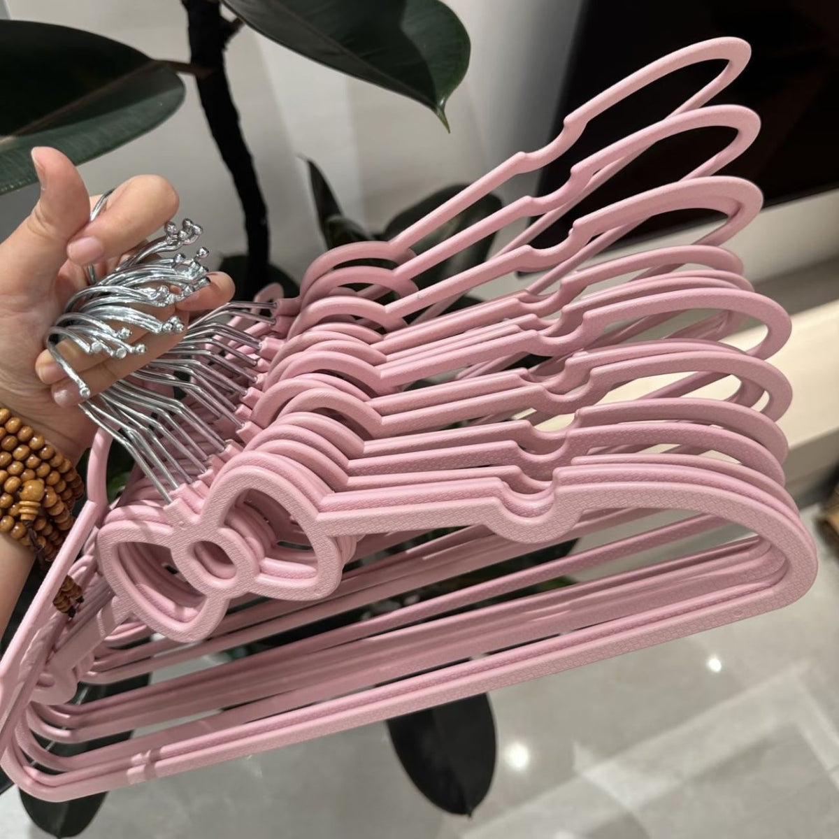Bow Non-Slip Clothes Hangers
