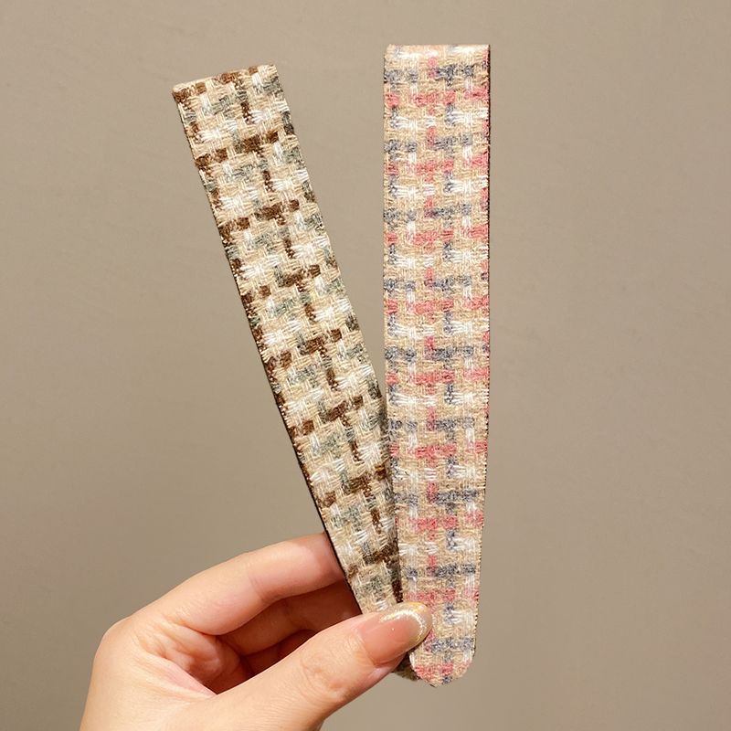 Plaid Flyaway Hair Band