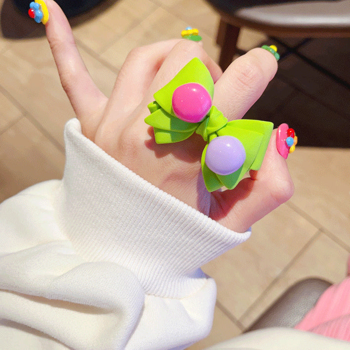 Exaggerated Bow Statement Ring - Modomu