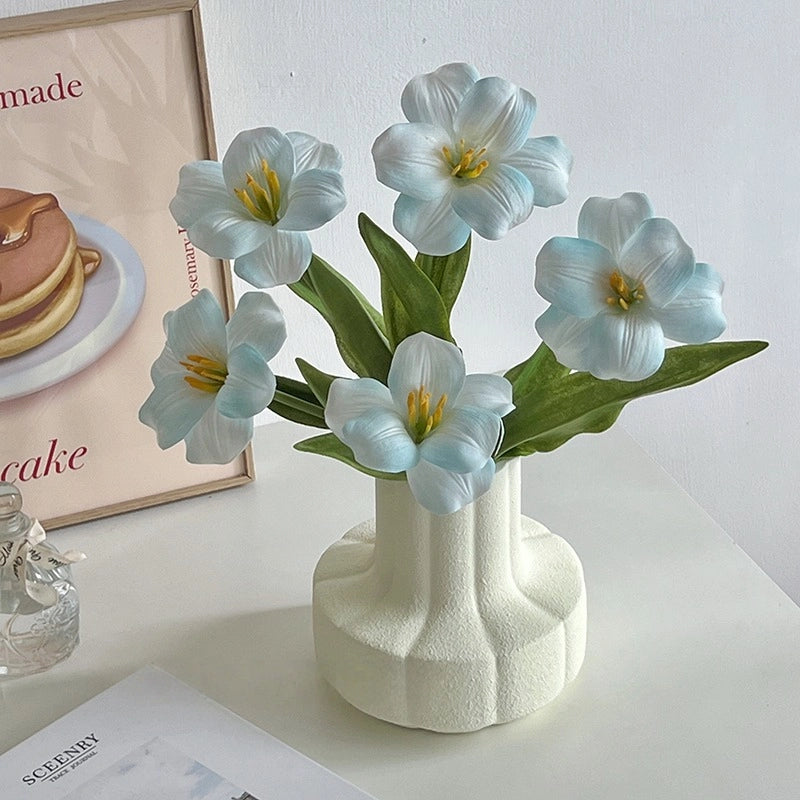 Oil Painting Style Tulip Stems - Modomu